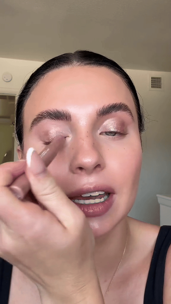 Miraé Creame Eyeshadow Stick